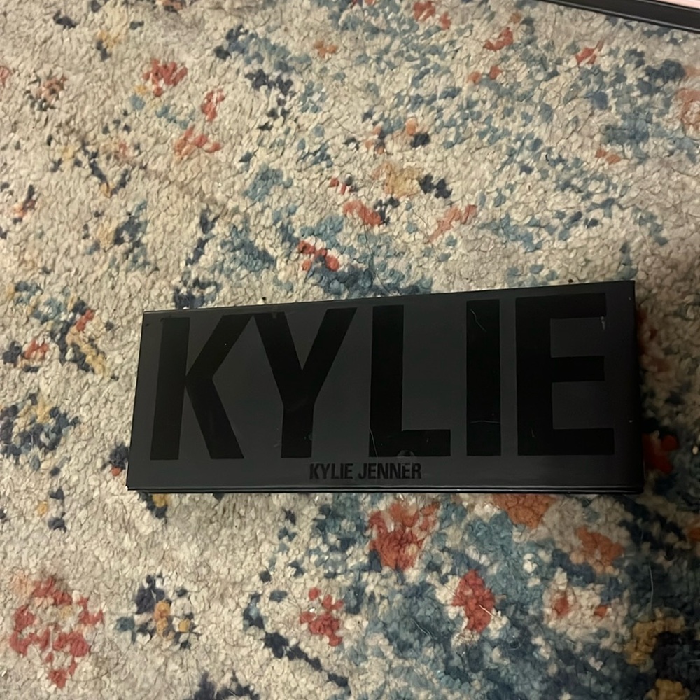 Kylie eyeshadow palette